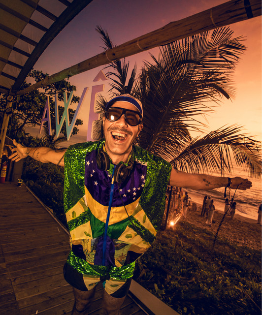 DJ Rodrigo Bento