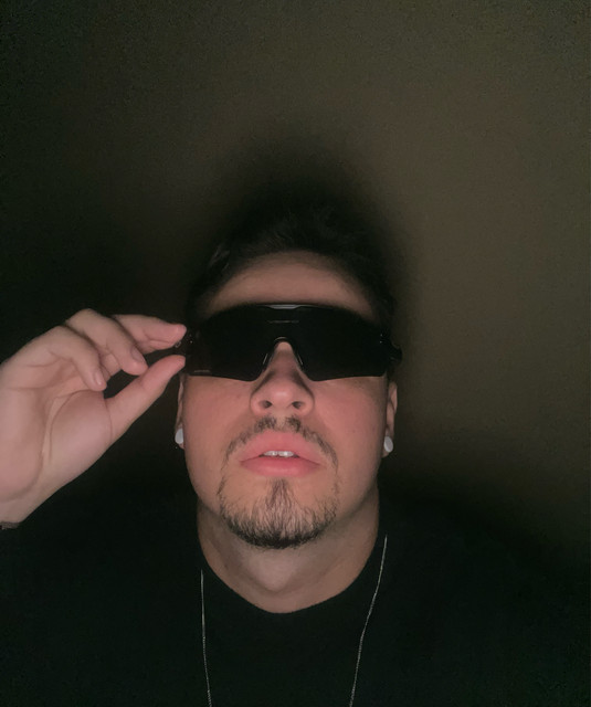 DJ Moret