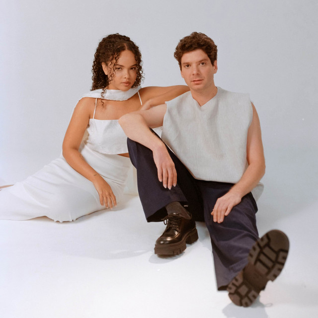 Joyce Alane e Dani Black – “Come Com Os Olhos”