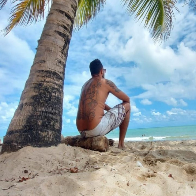 Leonn inacio – “Espelho”