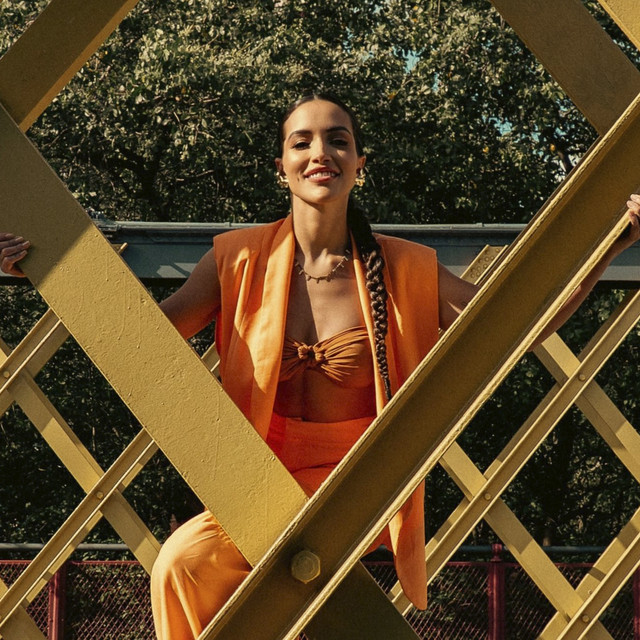 Letícia Bastos – “Permita-se”
