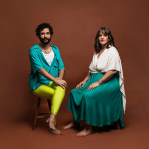 Arquétipo Rafa e Alessandra Leão – “Feito Ladeira”