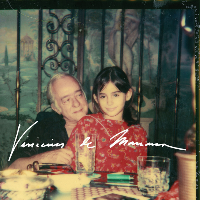 Zé Manoel, Mariana de Moraes e Clara Buarque – “Vinicius de Mariana”