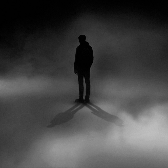 Vidraça – “Por Quase Nada”